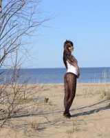 Erotic Beauty - 01-eb_lone-tree_musia_high_0003