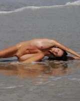 Girls in Nature - 39-0116