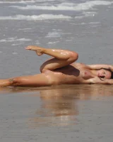 Girls in Nature - 40-0118