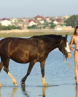 Girls in Nature - 11-0021