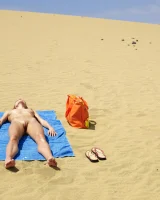 Hegre Art - 08-yanna-on-the-beach-yannaonthebeach_060308_008xxxl