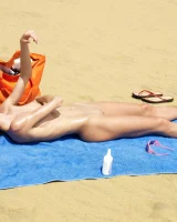 Hegre Art - 33-yanna-on-the-beach-yannaonthebeach_060308_033xxxl