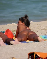 I Love the Beach - 02-iltb-928-02-lg