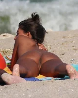 I Love the Beach - 03-iltb-928-03-lg