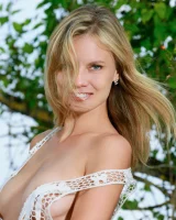 Met Art - 16-metart_presenting-heidi-hawley_heidi-hawley_high_0016