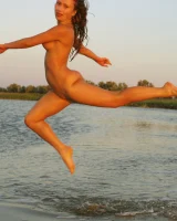 Outdoor Girls in Nature - 47-0047-katy-deep-blue